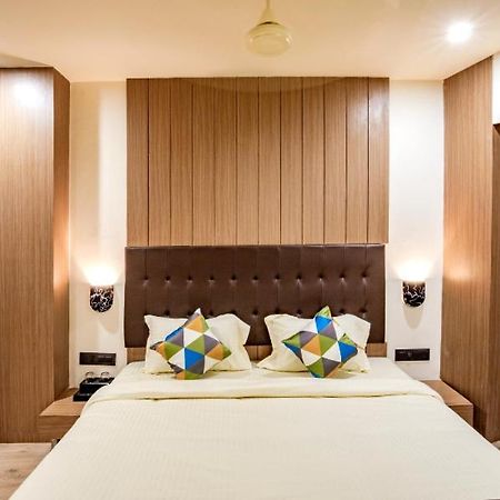Hotel Nexus Rajkot Eksteriør billede