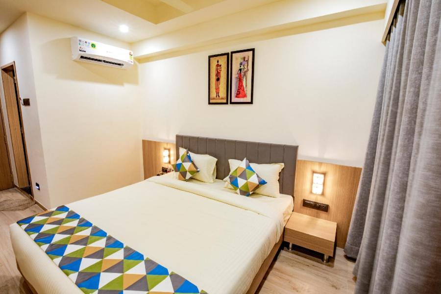 Hotel Nexus Rajkot Eksteriør billede