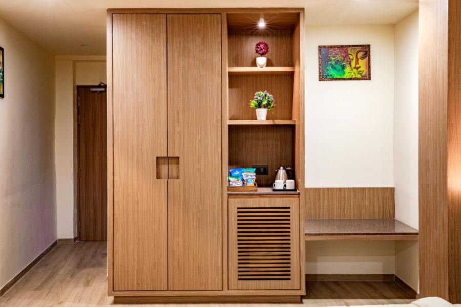 Hotel Nexus Rajkot Eksteriør billede