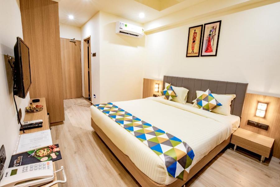 Hotel Nexus Rajkot Eksteriør billede