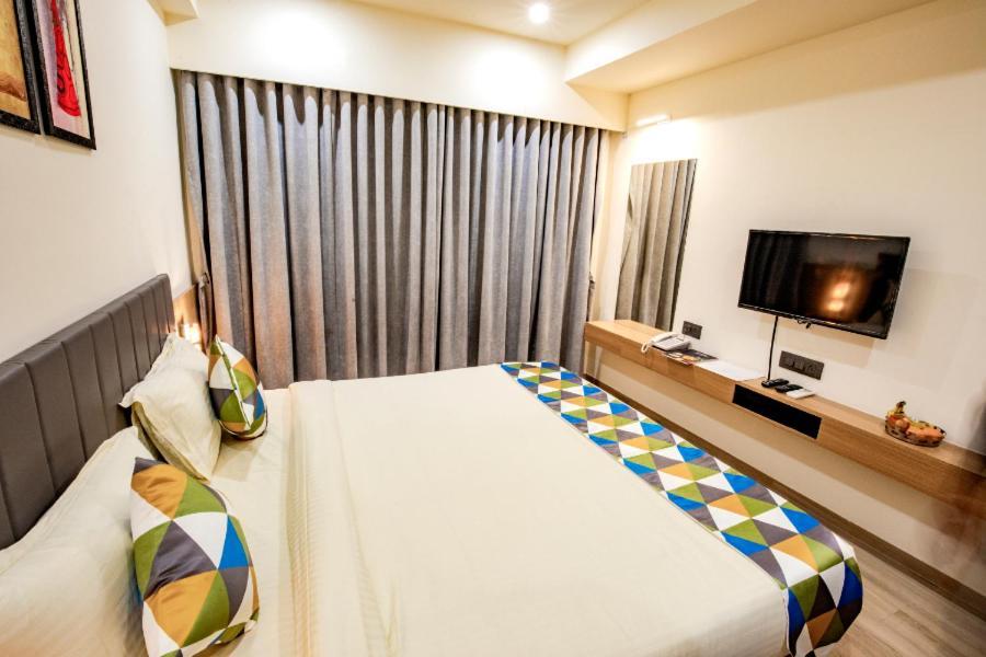 Hotel Nexus Rajkot Eksteriør billede